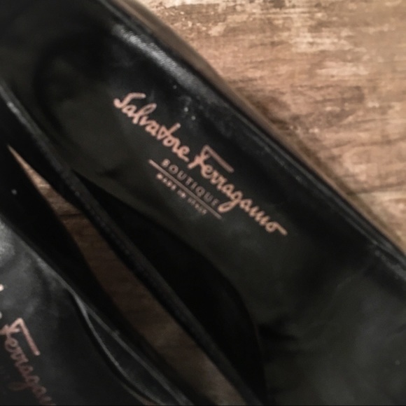 Ferragamo Black Croc Embossed Kitten Heels Sz 7.5B - Picture 5 of 8